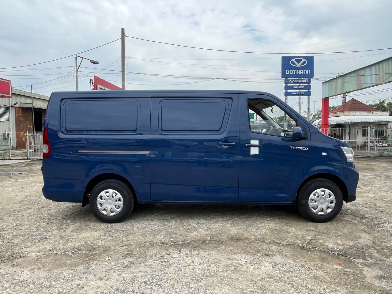 Đánh Giá Xe TERA V8 - Phân Tích Chi Tiết Từ Chuyên Gia Ô Tô Thái Phong